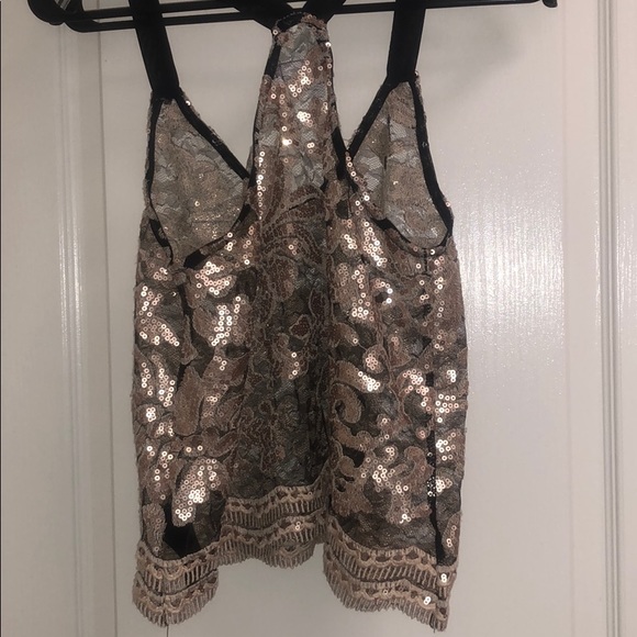 Tank - Picture 2 of 2